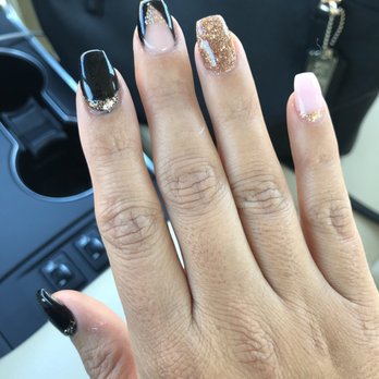 Yeah 1 Nails Bar - Powder dip. So many compliments on this design too! - Nail Salons Near Me - Plano, Texas Yeah 1 Nails Bar - Powder dip. So many compliments on this design too! - Nail Salons Near Me - Plano, Texas