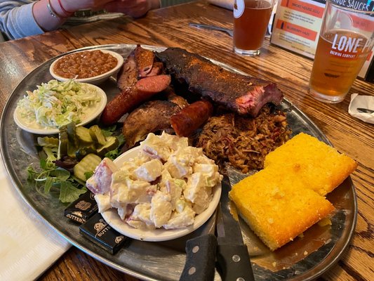 Buck's Naked BBQ & Studio Bar by null
