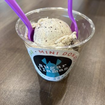 Sugar Llamas - Oreo ice cream (1 scoop) - Donuts Near Me - Keller, Texas