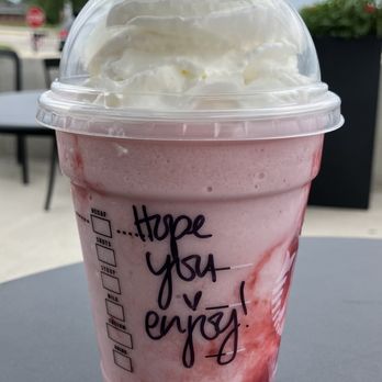 Starbucks - Coffee & Tea Near Me - Waukesha, Wisconsin
