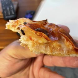 Again. Where's the sauce hiding? Seems like someone gave them a scoop too small to make a good pizza.