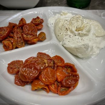 Roscioli - Burrata with sun dried tomatoes - Salumerie Near Me - Rome, RM Roscioli - Burrata with sun dried tomatoes - Salumerie Near Me - Rome, RM