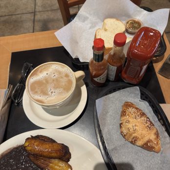 Antigua Bread - Coffee & Tea Near Me - Los Angeles, California Antigua Bread - Coffee & Tea Near Me - Los Angeles, California