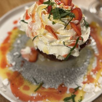 Le Poulbot - Pavlova - French Near Me - Paris, 75 Le Poulbot - Pavlova - French Near Me - Paris, 75