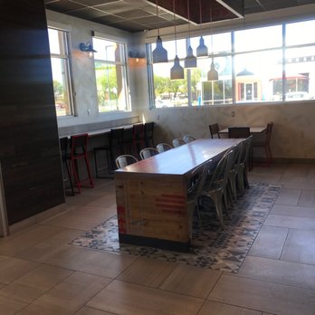 Blake's Lotaburger - Spotless dining area - Burgers Near Me - Tucson, Arizona