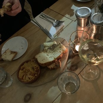 Dreel Tavern - Hummus focaccia and wine - Pubs Near Me - Anstruther, FIF Dreel Tavern - Hummus focaccia and wine - Pubs Near Me - Anstruther, FIF