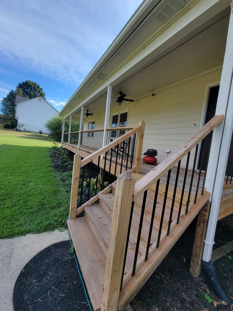 Slide of AEC King Construction