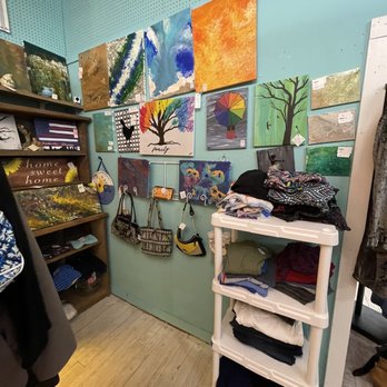 High Cotton - Gift Shops Near Me - Dickson, Tennessee
