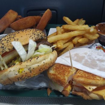 Keller's Drive-In - Hamburger, grilled cheese, fries, and onion rings. With this side of chili - Burgers Near Me - Dallas, Texas Keller's Drive-In - Hamburger, grilled cheese, fries, and onion rings. With this side of chili - Burgers Near Me - Dallas, Texas