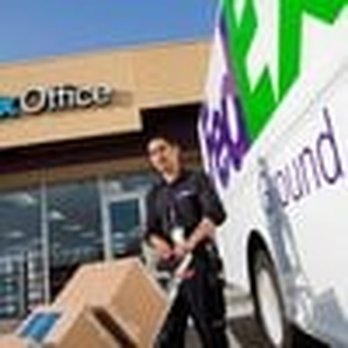 FedEx Ship Center - Shipping Centers Near Me - Charlotte, North Carolina
