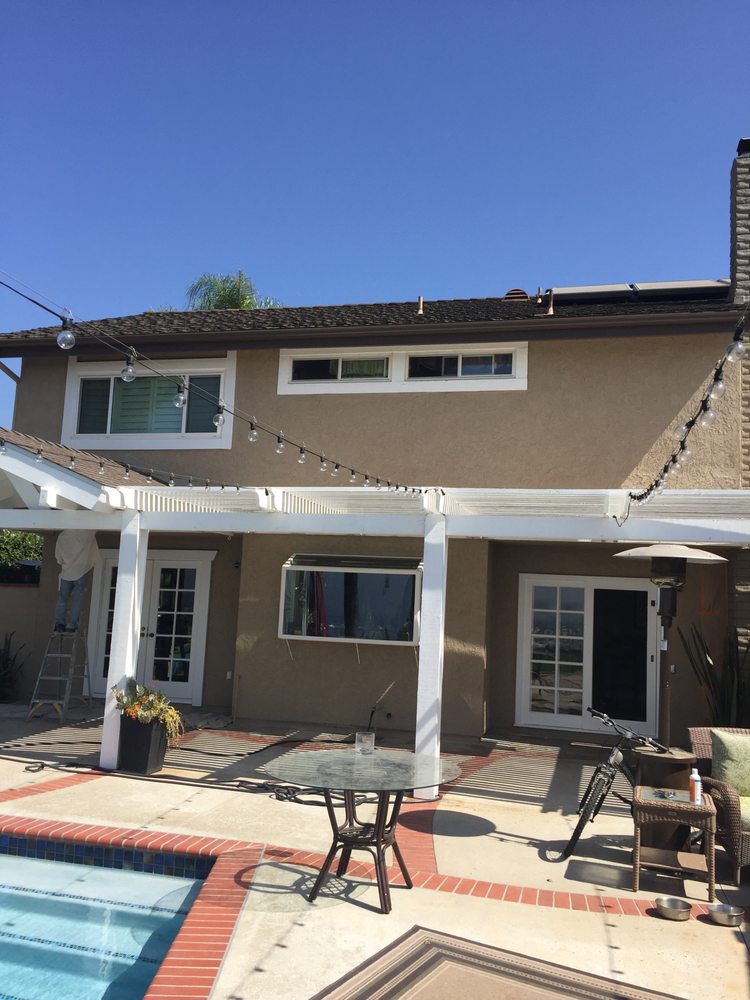 Slide of R & R Paint