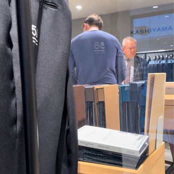Kashiyama - Employee in Tokyo that refused to assist us - Bespoke Clothing Near Me - New York, New York Kashiyama - Employee in Tokyo that refused to assist us - Bespoke Clothing Near Me - New York, New York