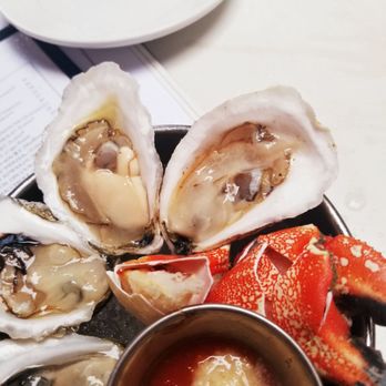 Neptune Oyster - Seafood Near Me - Boston, Massachusetts Neptune Oyster - Seafood Near Me - Boston, Massachusetts