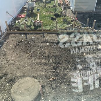 Buss Custom Concrete - Patio area - Flooring Near Me - Hometown, Illinois