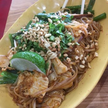 Pei Wei Asian Kitchen - Pad Thai - Asian Fusion Near Me - Webster, Texas