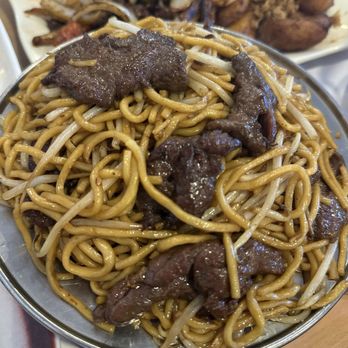 China Cocina - Beef Lo Mein - Latin American Near Me - Queens, New York China Cocina - Beef Lo Mein - Latin American Near Me - Queens, New York