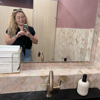 Sunny Hyde Up - Bathroom - Breakfast & Brunch Near Me - Visalia, California Sunny Hyde Up - Bathroom - Breakfast & Brunch Near Me - Visalia, California