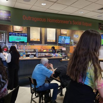OHSO Brewery - customers sitting at the counter - Breweries Near Me - Phoenix, Arizona
