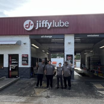 Does Jiffy Lube Check Air Conditioner? Essential Facts Revealed