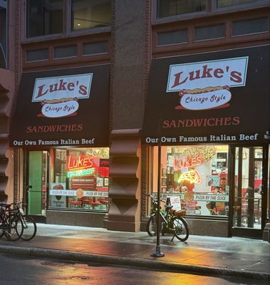 Luke's Italian Beef by null
