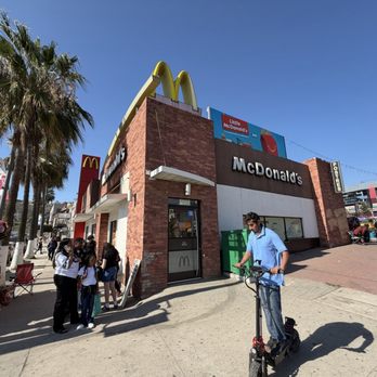 Mcdonald's - Fast Food Near Me - Ensenada, BCN Mcdonald's - Fast Food Near Me - Ensenada, BCN