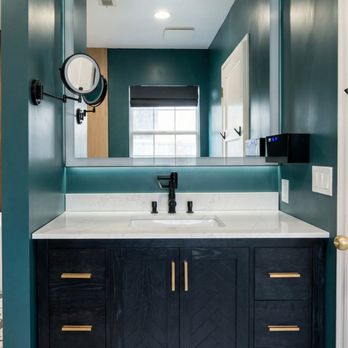 Juda Builders - Vanity with modern hardware. - General Contractors Near Me - Los Angeles, California Juda Builders - Vanity with modern hardware. - General Contractors Near Me - Los Angeles, California