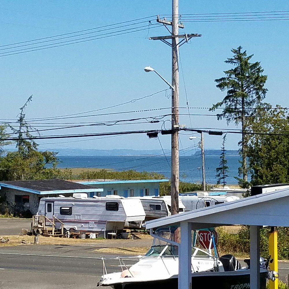 Silver Sands Motel - Close to the bay, view from the balcony - Hotels Near Me - Westport, Washington