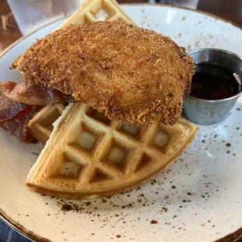 ProAbition Night Club - Chicken & waffles - Dance Clubs Near Me - Riverside, California