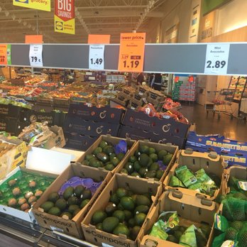 Lidl - Fruit and veggies - Grocery Near Me - Woodbridge, Virginia