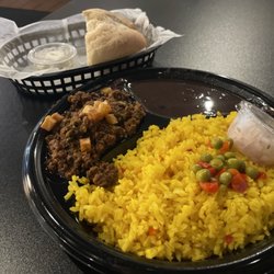La Septima Cafe - Picadilla & yellow rice w/ black beans and Cuban bread.
