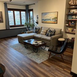 Advanced Chiropractic & Acupuncture - waiting room