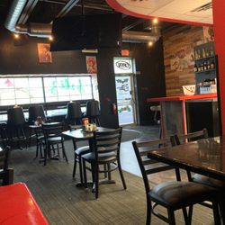 Tacos El Champu - Smallish, cozy, empty at 3pm Friday but oh! the food! Muy delicioso!!!