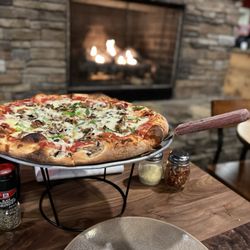 Sicilys Pizza & Subs Pasta - Yummy pizza!