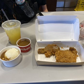 Jollibee - Fast Food Near Me - Woodside, New York