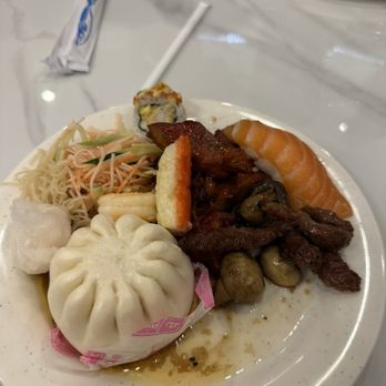 Kingdom Buffet - Buffets Near Me - Newington, Connecticut