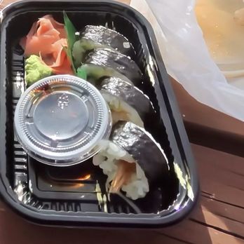 Pier 9 Seafood and Bar - Tempura Sushi Roll from the taste of Bolingbrook - Sushi Bars Near Me - Bolingbrook, Illinois