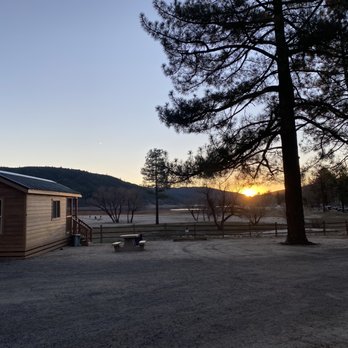 Lake Hemet - Nice sunset - Hiking Near Me - Mountain Center, California