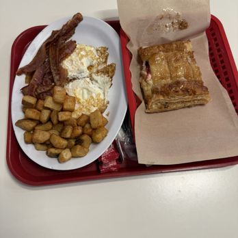 Las Canarias - Two eggs & potato's with 5 strips of bacon & the guava & cheese pastry - Breakfast & Brunch Near Me - San Juan, Puerto Rico Las Canarias - Two eggs & potato's with 5 strips of bacon & the guava & cheese pastry - Breakfast & Brunch Near Me - San Juan, Puerto Rico