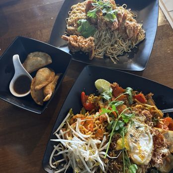 Milk and Tea - Flaming Chicken Flamming Hot Noodles and crispy Shrimp Garlic Butter Noodles - Bubble Tea Near Me - Buffalo, New York Milk and Tea - Flaming Chicken Flamming Hot Noodles and crispy Shrimp Garlic Butter Noodles - Bubble Tea Near Me - Buffalo, New York