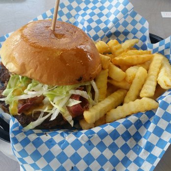 Frozen Dreams - Great charro burger(cheeseburger with avocado, bacon, jalapeños) - Burgers Near Me - San Antonio, Texas