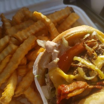 Super Burger - Burger bacon with grilled onions - Burgers Near Me - Pasadena, California Super Burger - Burger bacon with grilled onions - Burgers Near Me - Pasadena, California