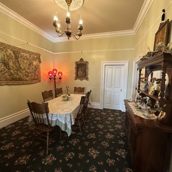 Tea At 202 - Tea at 202 interior - Tea Rooms Near Me - Oakdale, California Tea At 202 - Tea at 202 interior - Tea Rooms Near Me - Oakdale, California