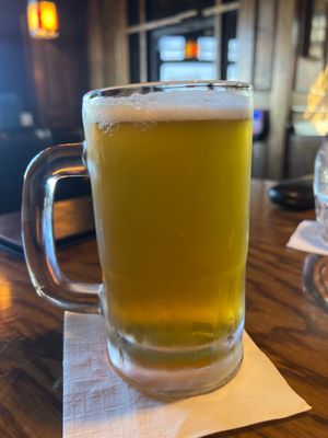 Three Blind Mice Irish Pub by null