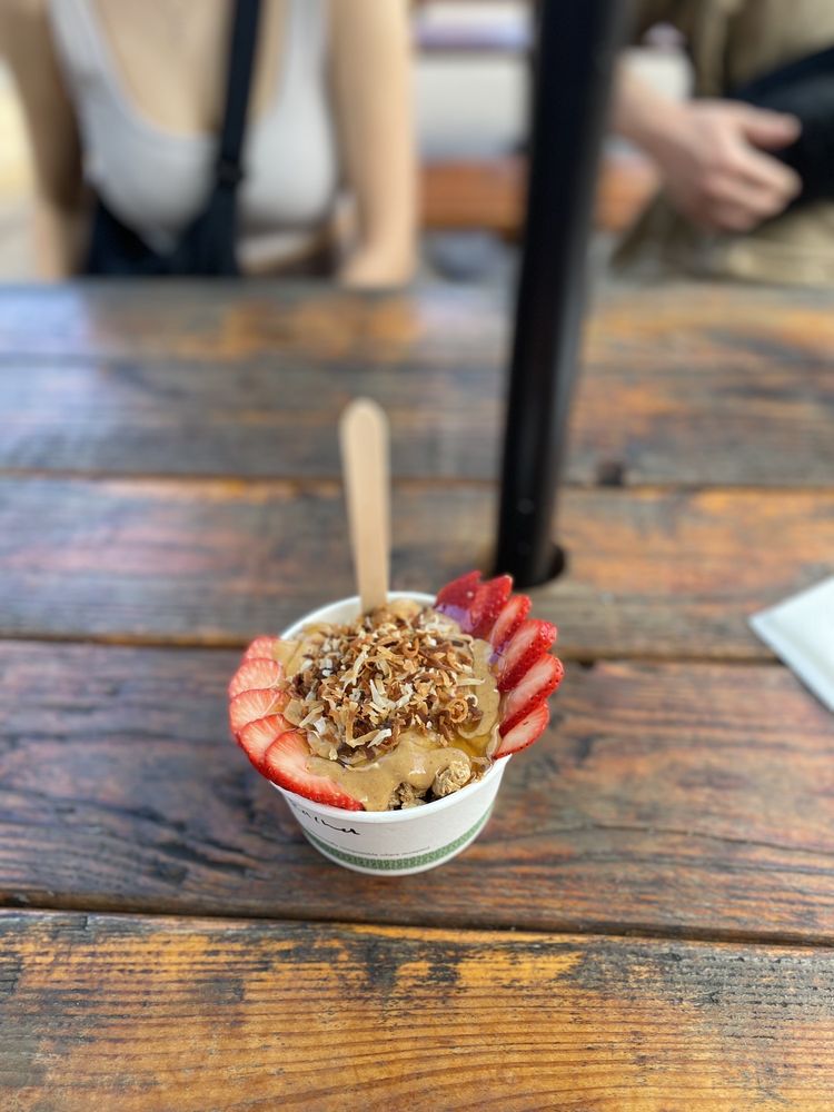 BAYA BOWLS ACAI TEMP. CLOSED Updated August 2024 637 Photos & 580