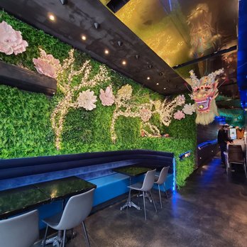 ViV - Thai Near Me - New York, New York