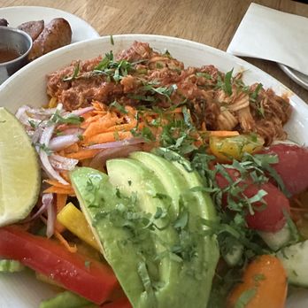 Mera Kitchen Collective - Plantain and avocado bowl topped with chicken tinga - Middle Eastern Near Me - Baltimore, Maryland Mera Kitchen Collective - Plantain and avocado bowl topped with chicken tinga - Middle Eastern Near Me - Baltimore, Maryland
