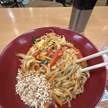 Bento Asian Kitchen + Sushi - Pad Thai - Sushi Bars Near Me - Pembroke Pines, Florida