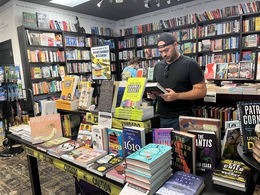 Books & Books @ The Studios of Key West by null