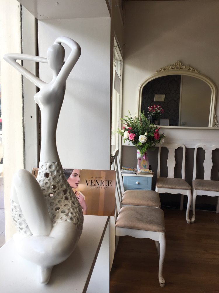 GLAMOUR NAILS BAR Updated August 2024 11 Photos 34 Broadway