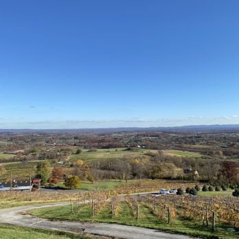 Bluemont Vineyard - Gorgeous! - Venues & Event Spaces Near Me - Bluemont, Virginia Bluemont Vineyard - Gorgeous! - Venues & Event Spaces Near Me - Bluemont, Virginia